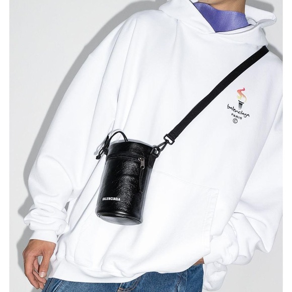 Black Unisex Crossbody AUTHENTIC Balenciaga Weekend Explorer Bag - Picture 6 of 8